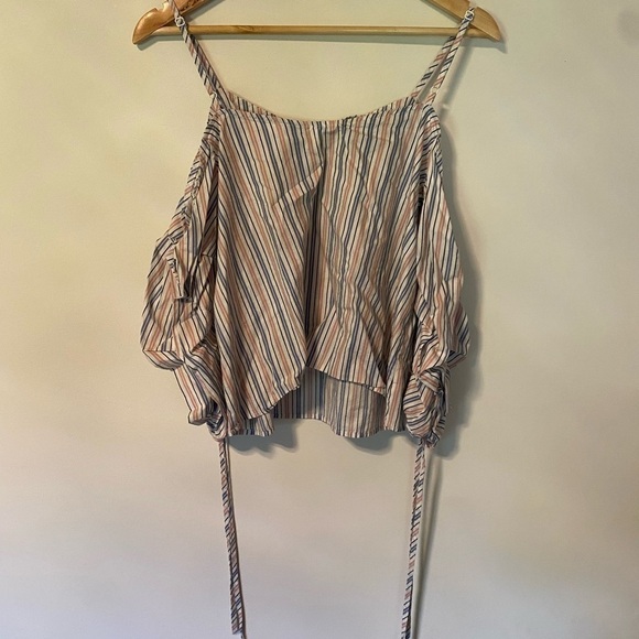 Paper Crane Size Large 100% Cotton Striped Cold Shoulder Top - Picture 2 of 4